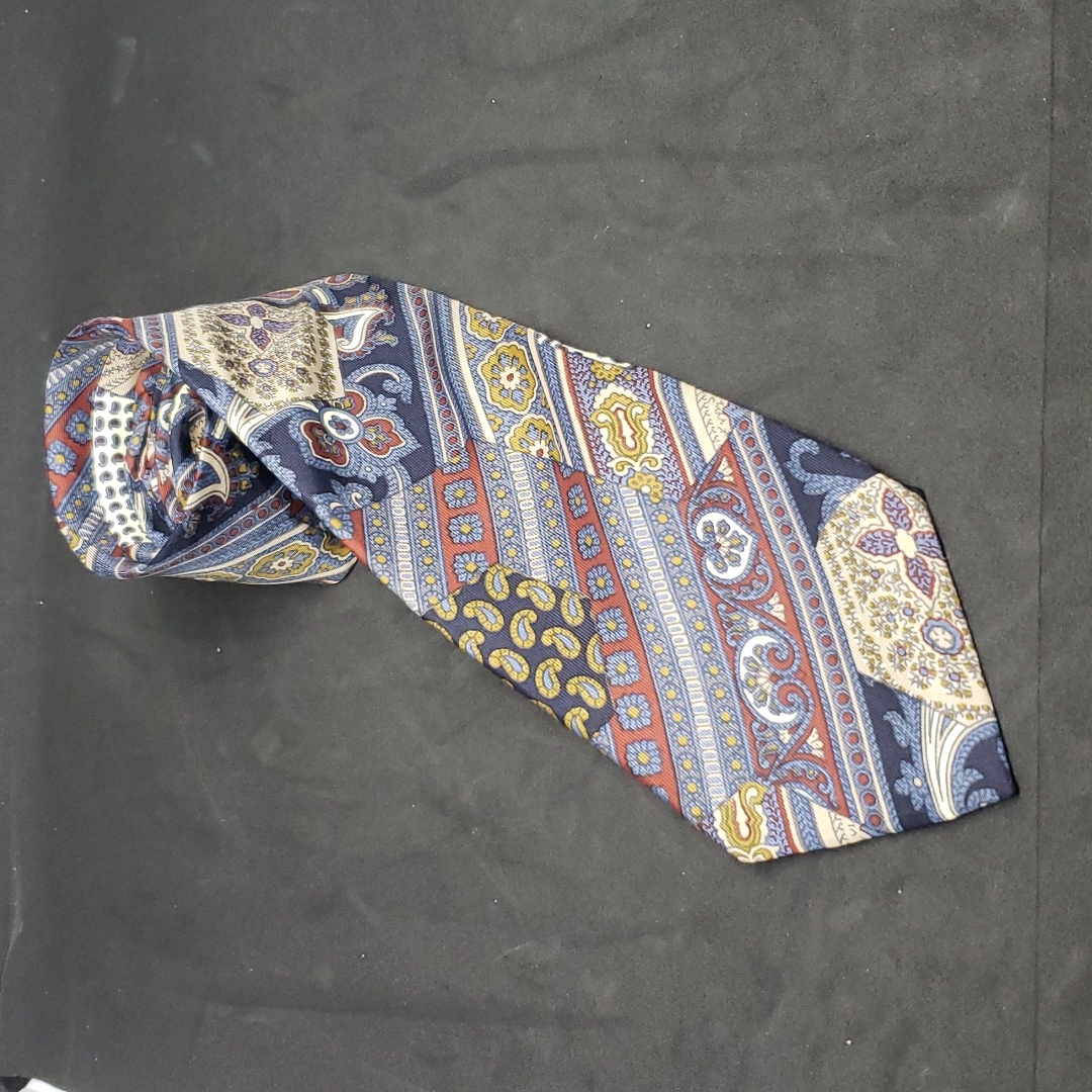 Silk Multi-Patterned Tie